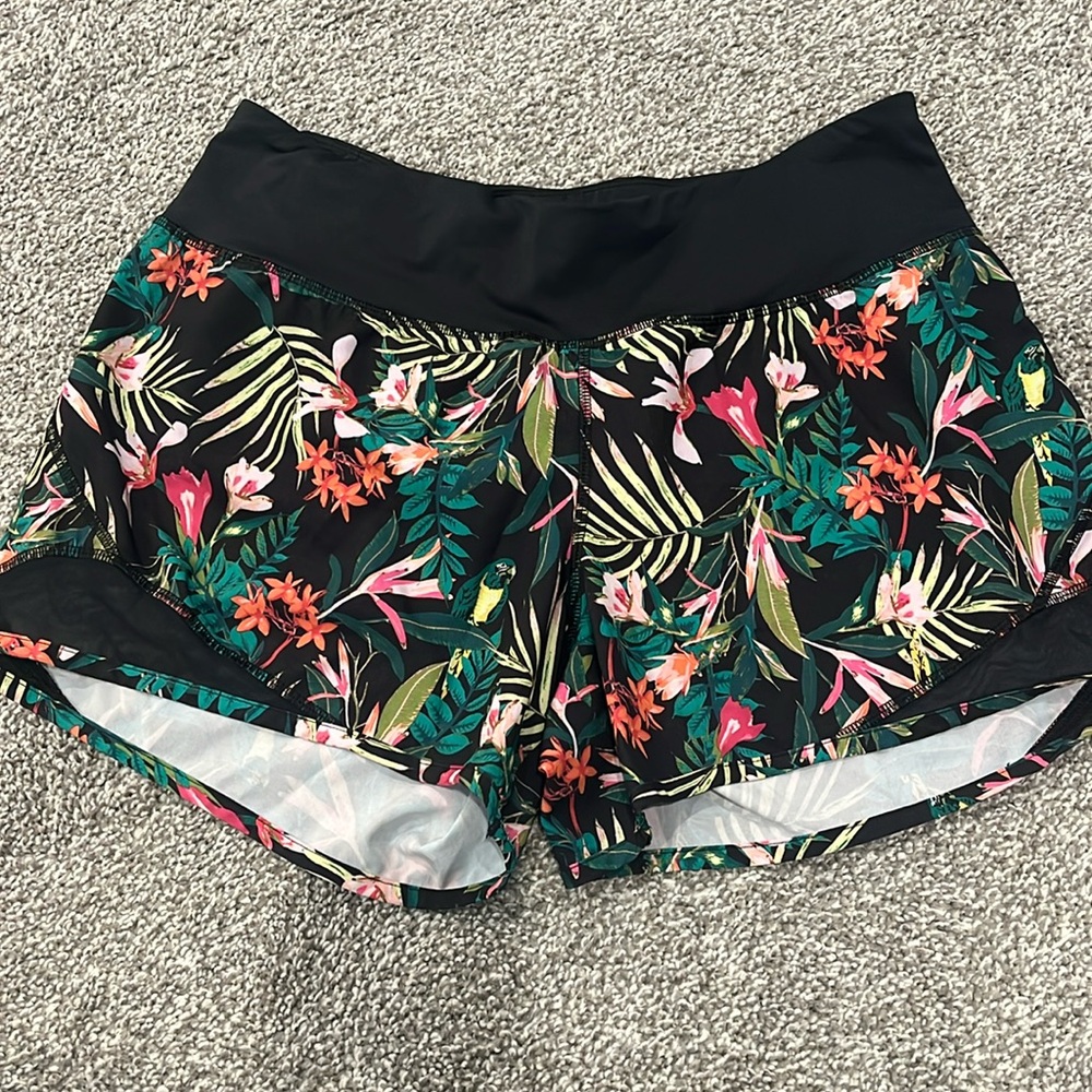 Old navy active shorts. They are a size medium